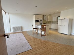 Photo 18- click for photo gallery